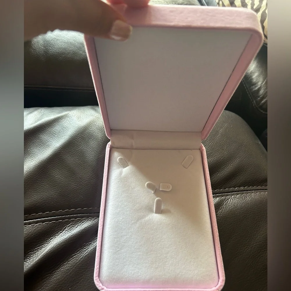 Jewelry Box - Picture 3 of 4
